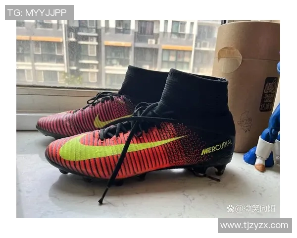 足球鞋球星特辑 揭秘全球顶级球员的鞋款选择与科技革新